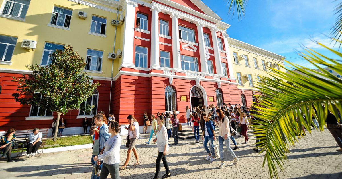 20 mije studente nisin sot vitin e ri akademik, deget me te kerkuara IT dhe Mjekesia